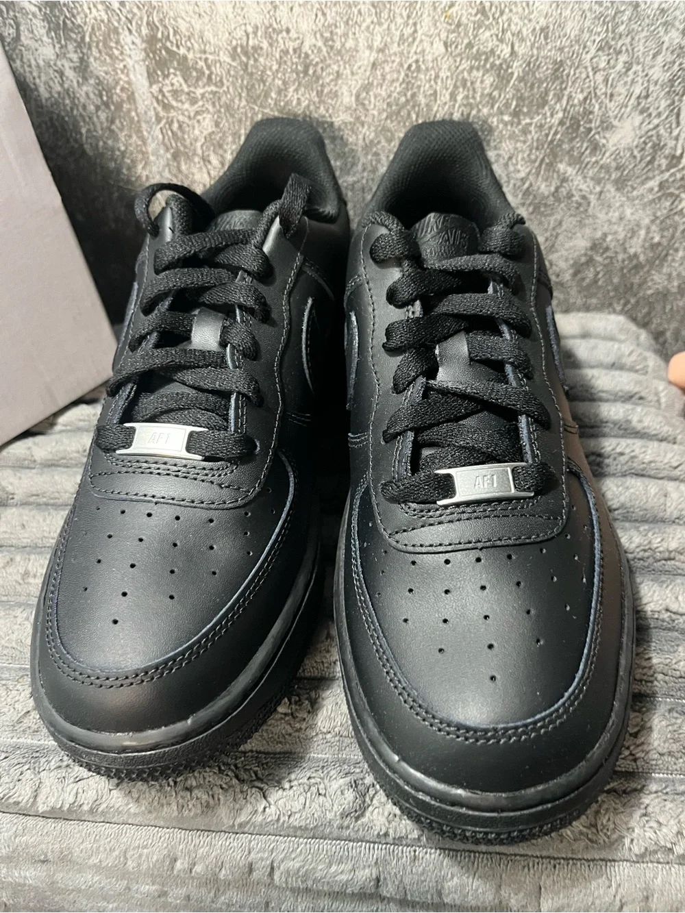 Nike all black
